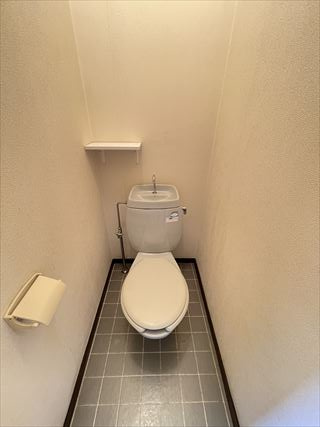 セキネハイツのトイレ|ゆったりとした空間のトイレです