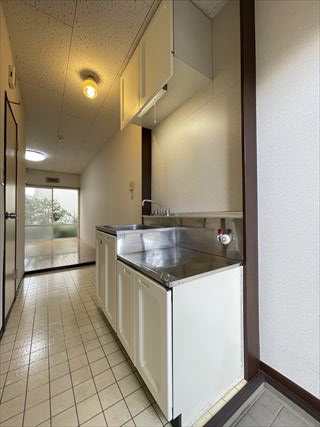 セキネハイツのキッチン|コンパクトなキッチンで掃除もラクラク