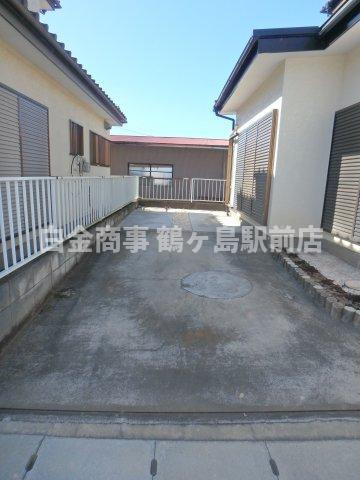 川越市笠幡中古戸建の駐車場