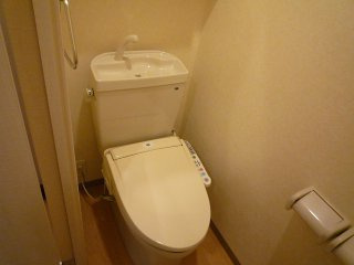 チュラ・ハウスⅡのトイレ|トイレ