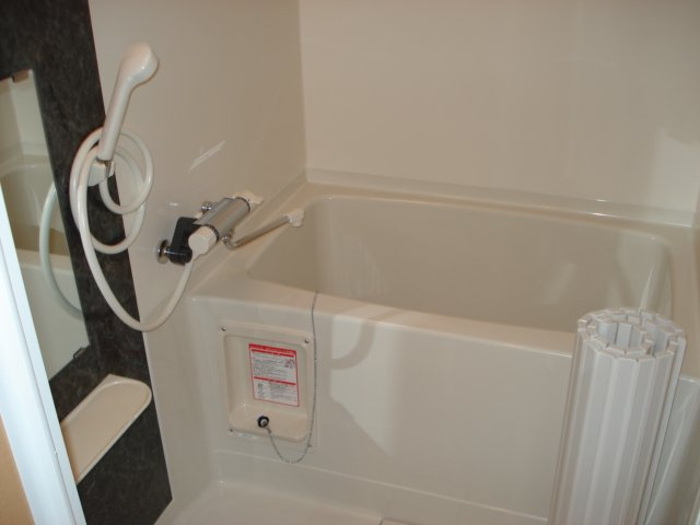 チュラ・ハウスⅡの浴室|バス