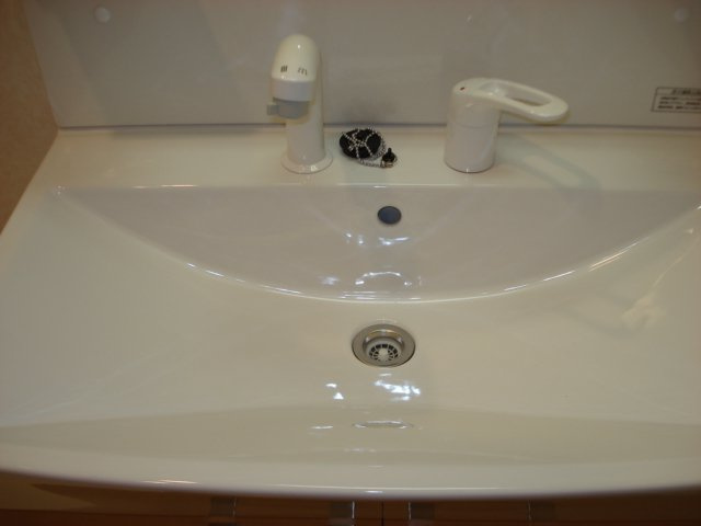 チュラ・ハウスⅡの洗面所|洗面