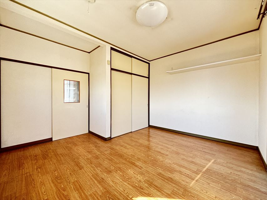 島村ハイツ３の居間・リビング|使いやすいリビングです