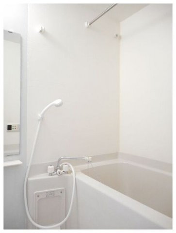 メゾン・ユーケイＡの浴室