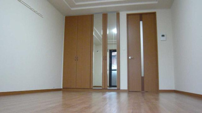 【内装】 | プチ・プランドール | 洋室