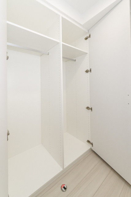 ＴＨＥ　ＡＸＩＳ　ＫＯＪＩＭＡＣＨＩの収納|※写真は同タイプ住戸です。