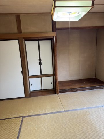 ワセスタ貸家の和室