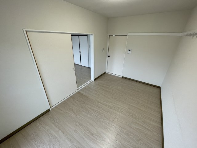 ブランパレスの洋室