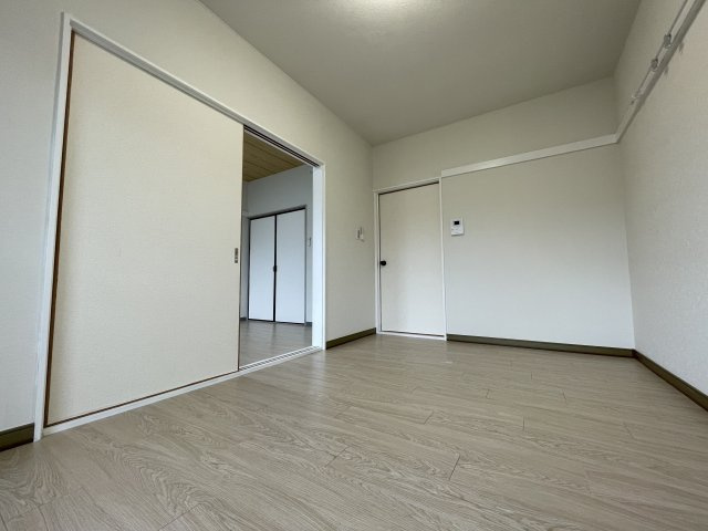 ブランパレスの洋室