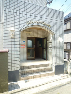 【エントランス】 | サンモールマンション | 清潔なエントランスです