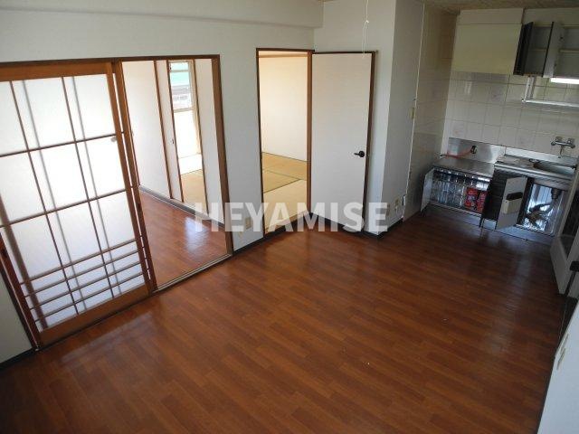 アメニティハウスⅡの居間・リビング|※別号室同間取の写真です※現況を優先します