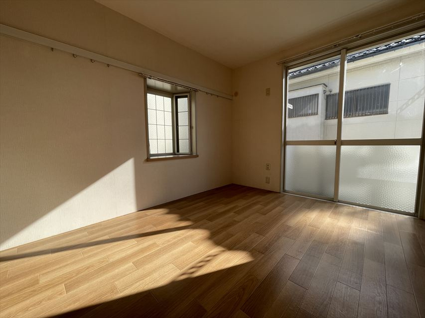 使い勝手のいい洋室です