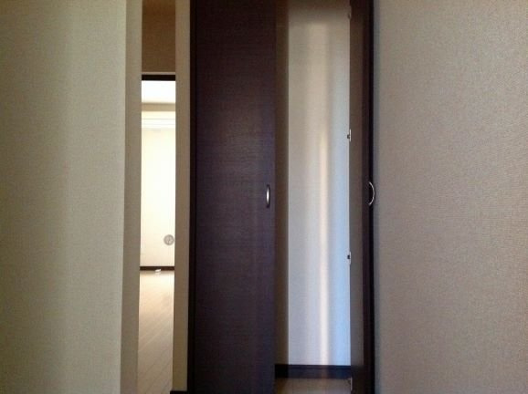 明るい玄関です