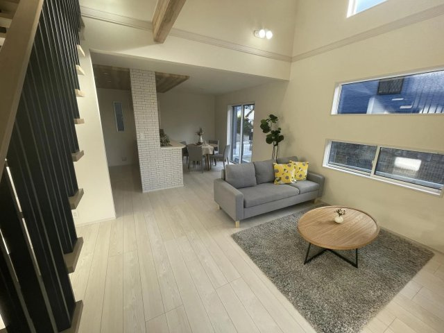 【居間・リビング】の画像