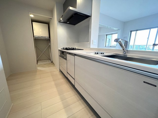 ワイズエステムコート北谷伊平ウェスト|ワイズエステムコート北谷伊平ウェスト｜海が見えるマンション｜アイランドリゾート沖縄