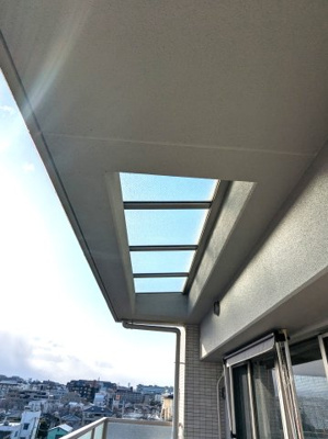 【バルコニー】 | ■新規専任物件■シークレア茨木桜通り | ■このお部屋は上階がありません
バルコニーにトップライトがありますので明るい