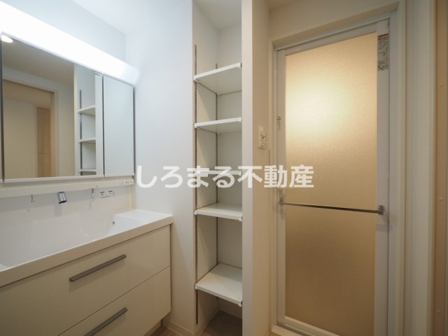 グランヴィラッセ北梅田の収納