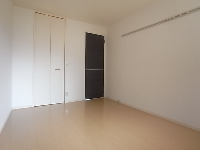 神戸市須磨区車字梨川のアパート