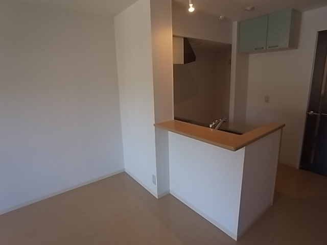 神戸市須磨区車字梨川のアパート