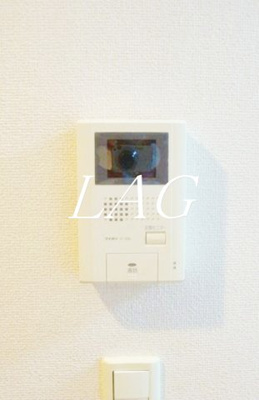 【セキュリティ】 | スウィート | モニター付きインターフォンです。