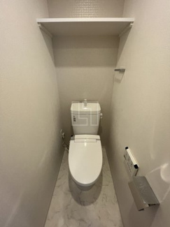 【トイレ】 | Quintet NAMBA | レジュールアッシュNAMBA　温水洗浄便座