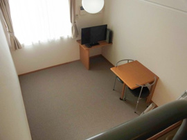 ゆったり過ごせる居間です