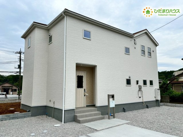 熊谷市中恩田　新築一戸建て　リーブルガーデン　01