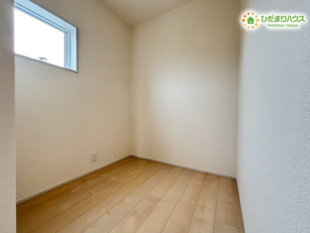 熊谷市中恩田　新築一戸建て　リーブルガーデン　01の洋室|大容量のストレージルームです！
季節物の家電や大きな荷物もスッキリ片付きます(*^-^*)
