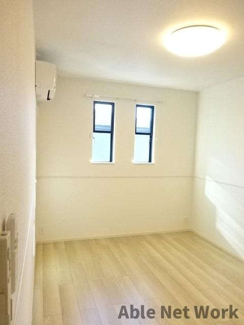 ロワゾーブルーOの洋室|６．１帖の洋室