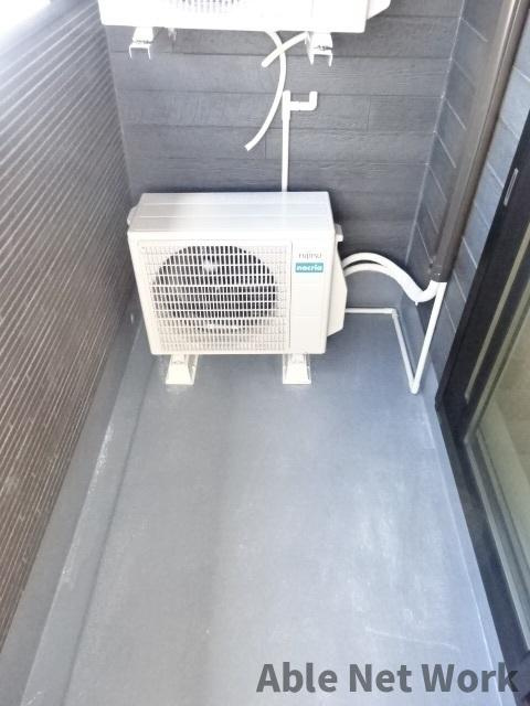 ロワゾーブルーOのバルコニー|雨の日も安心なバルコニー