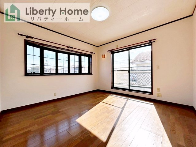 古河市久能　中古戸建の居間・リビング