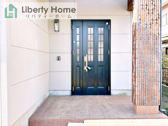 古河市久能　中古戸建のエントランス