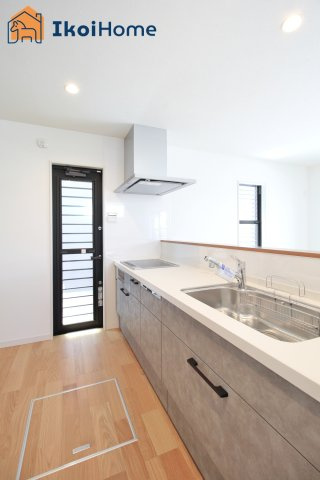 神戸市西区池上2丁目　新築戸建　のキッチン|●年中無休：当日予約可●食洗器付きのキッチンになります。食器洗いの作業が楽になり非常に便利です。