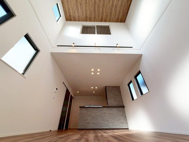 【居間・リビング】