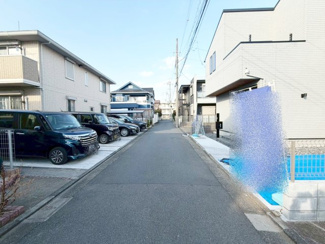 【前面道路含む現地写真】