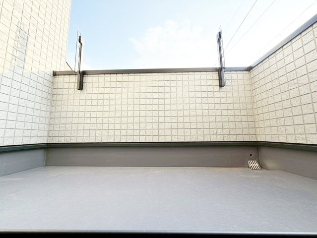 【バルコニー】