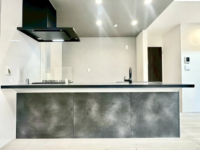 練馬区谷原6丁目　長期優良住宅　太陽光パネル搭載　限定1棟のキッチン