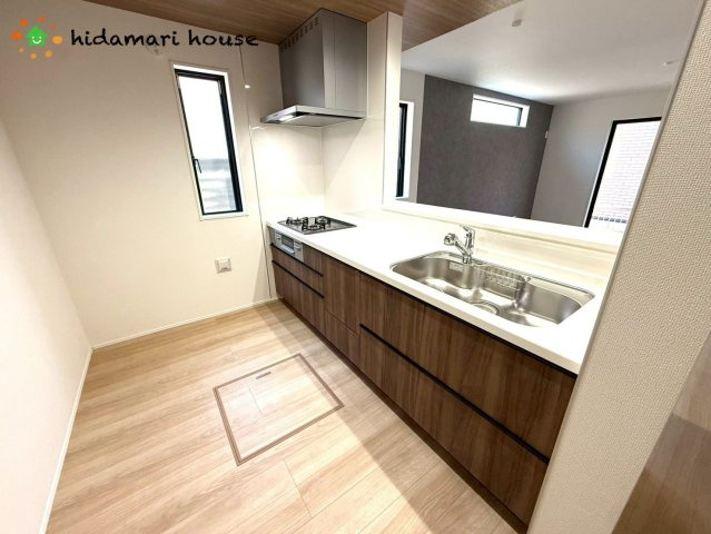 伊奈町小室10期　新築戸建　グラファーレ01のキッチン