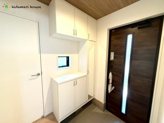 伊奈町小室10期　新築戸建　グラファーレ01の玄関