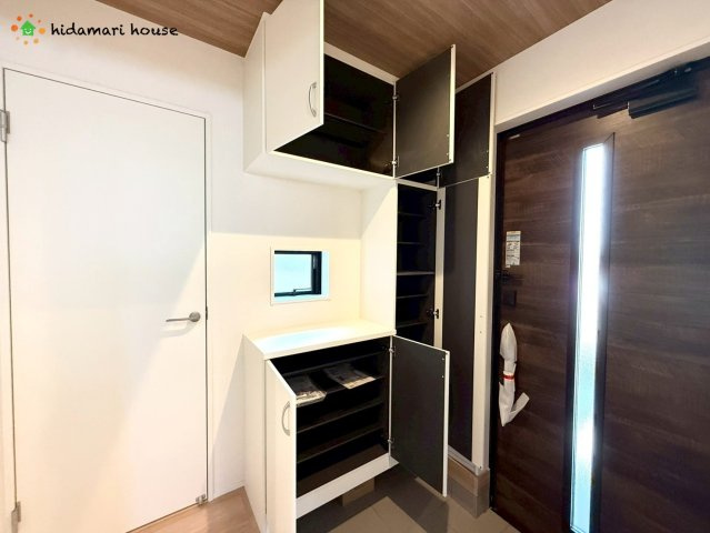 伊奈町小室10期　新築戸建　グラファーレ01の収納