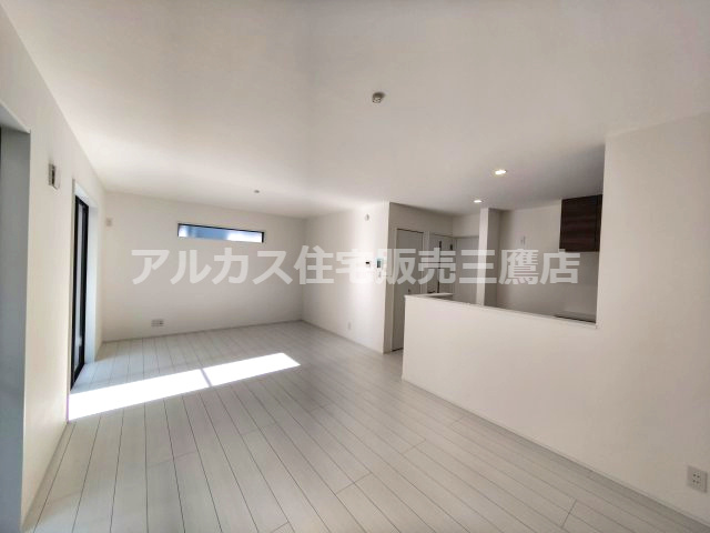 【内覧動画公開中！】三鷹市野崎４丁目 中央線 武蔵境駅 新築戸建の居間・リビング