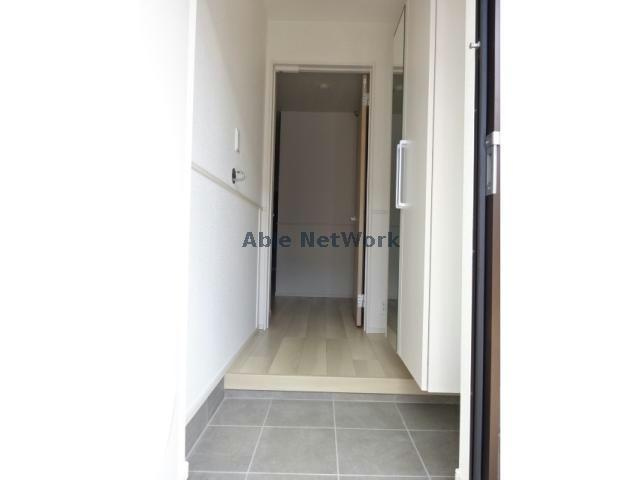 ポルトレジーナの玄関|大型シューズボックス設置