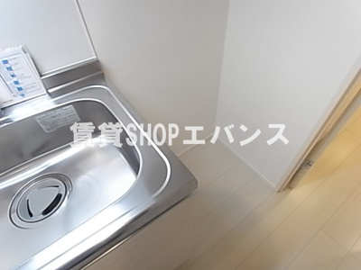  | リブリ・エフ・エヌ