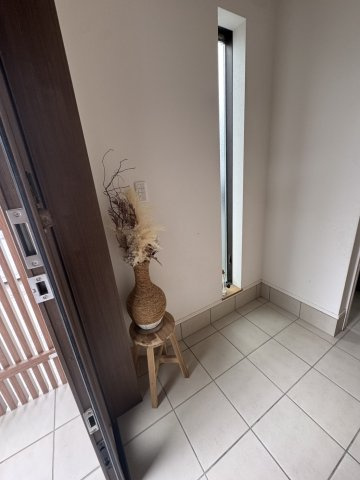 上津中古戸建の玄関