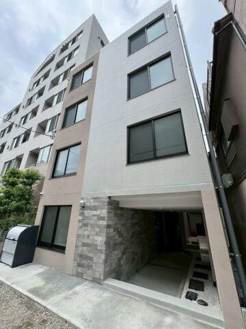 後楽プレイスの外観