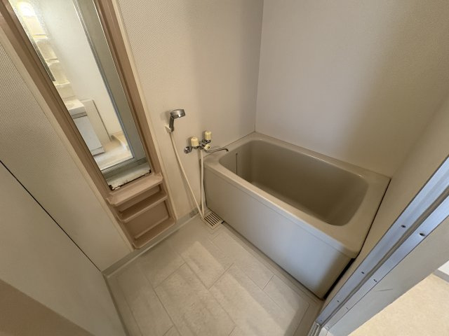 ハイツ神田の浴室