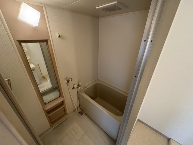 ハイツ神田の浴室