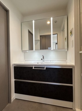 【独立洗面台】