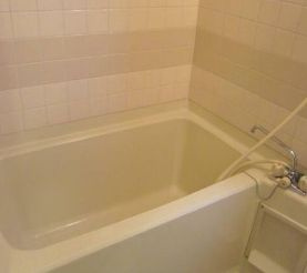 【浴室】 | 門前ビル | ゆったり過ごせるお風呂です