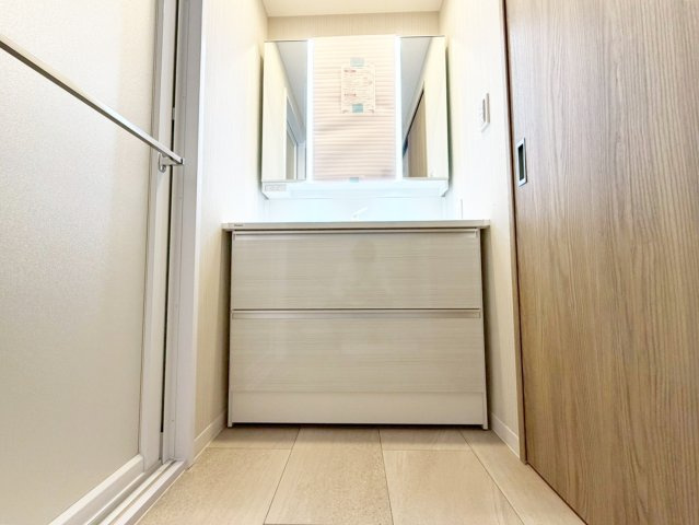 【独立洗面台】